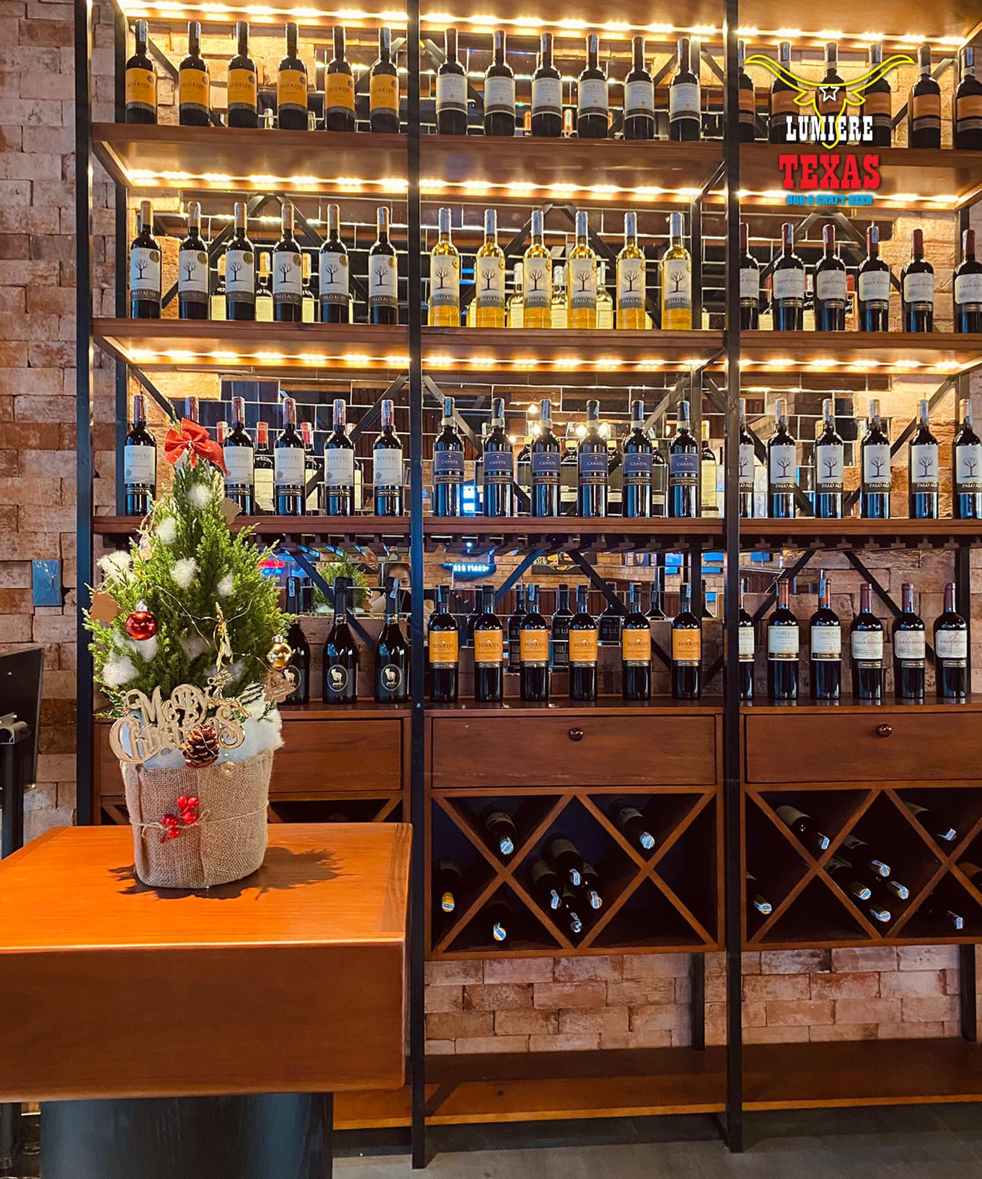  Lumiere Texas BBQ - Sai Gon