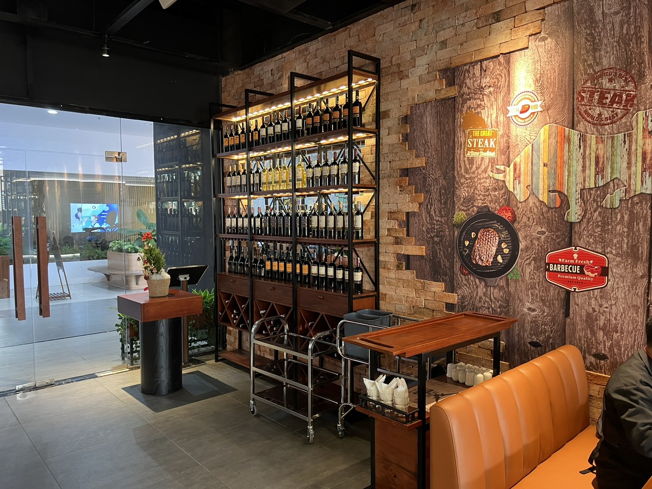  Lumiere Texas BBQ - Sai Gon